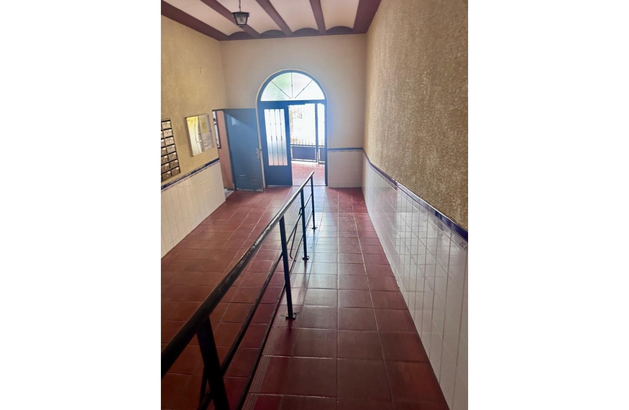 Resale - Apartment / flat - Torrevieja - PARQUE DE LAS NACIONES