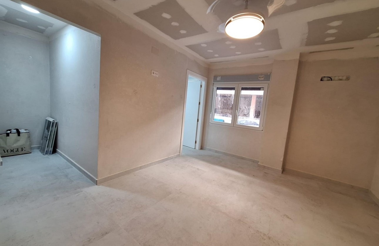 Revente - Appartement - Torrevieja - Acequion