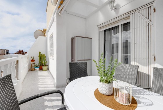 Resale - Apartment / flat - Torrevieja - Estacion de autobuses