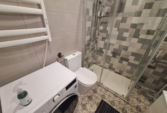 Resale - Apartment / flat - Torrevieja - Playa del Cura