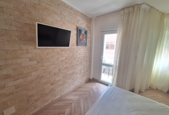 Resale - Apartment / flat - Torrevieja - Playa del Cura