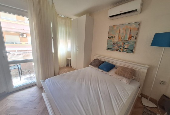 Resale - Apartment / flat - Torrevieja - Playa del Cura