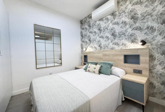 Resale - Apartment / flat - Torrevieja - Playa del Cura
