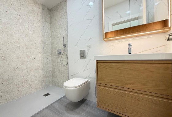 Resale - Apartment / flat - Torrevieja - Playa del Cura