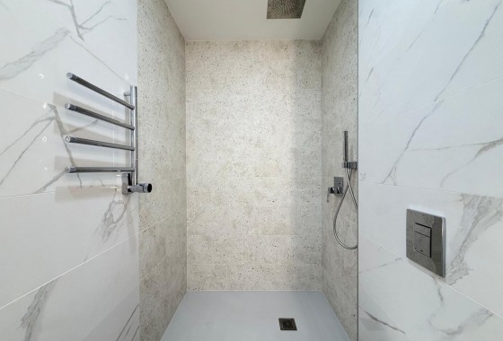 Resale - Apartment / flat - Torrevieja - Playa del Cura