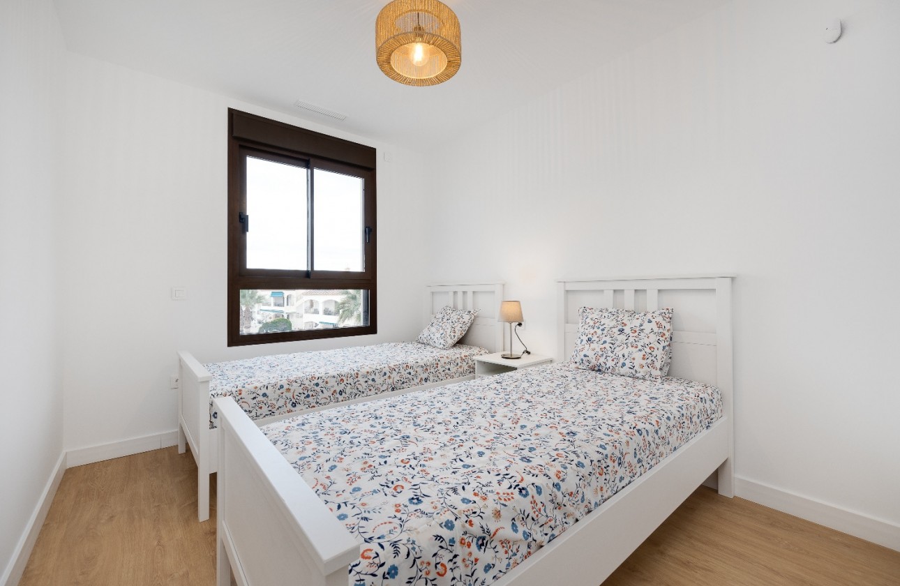 Reventa - Apartamento / piso - Villamartin - Costa Blanca
