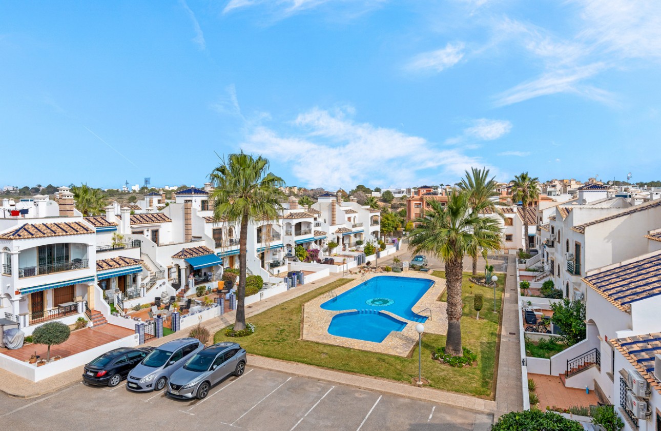 Reventa - Apartamento / piso - Villamartin - Costa Blanca
