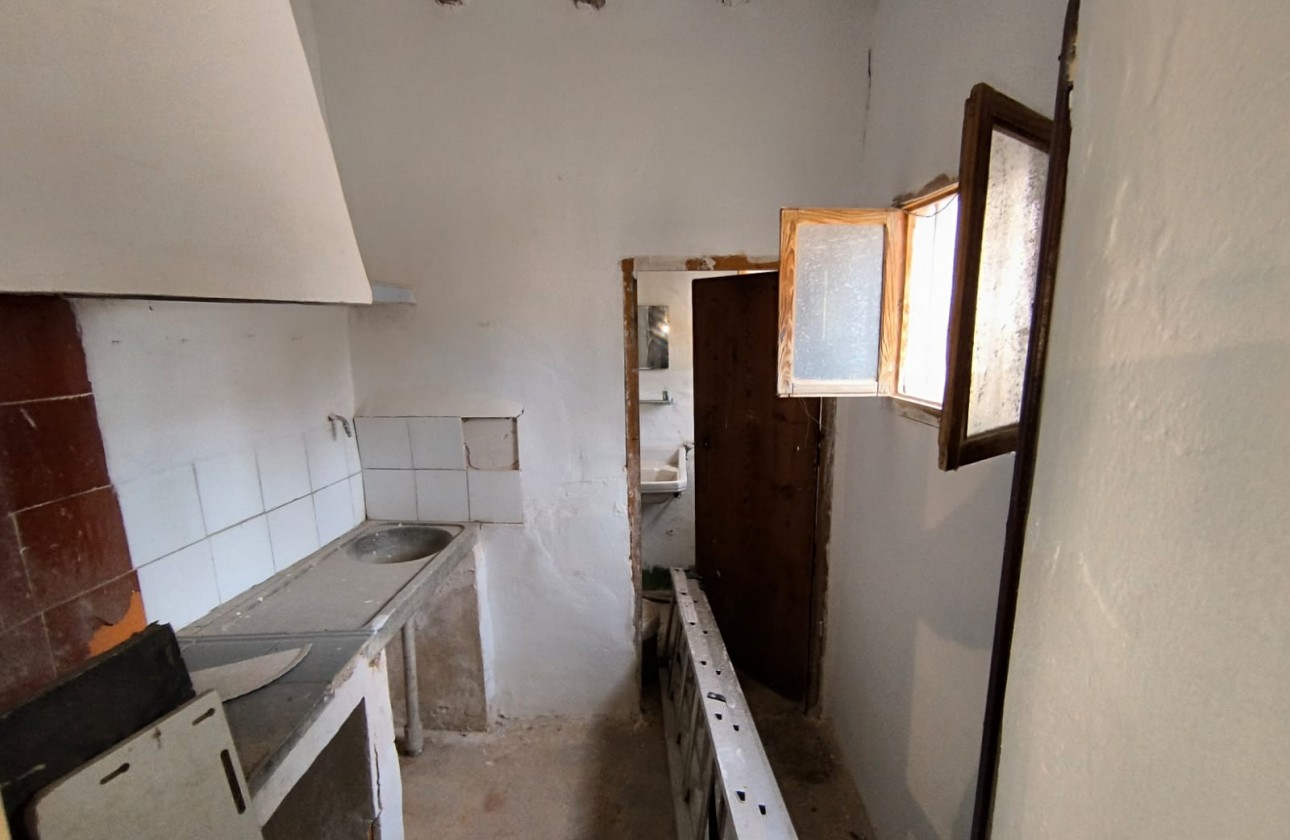 Revente - Property - Yecla - Inland