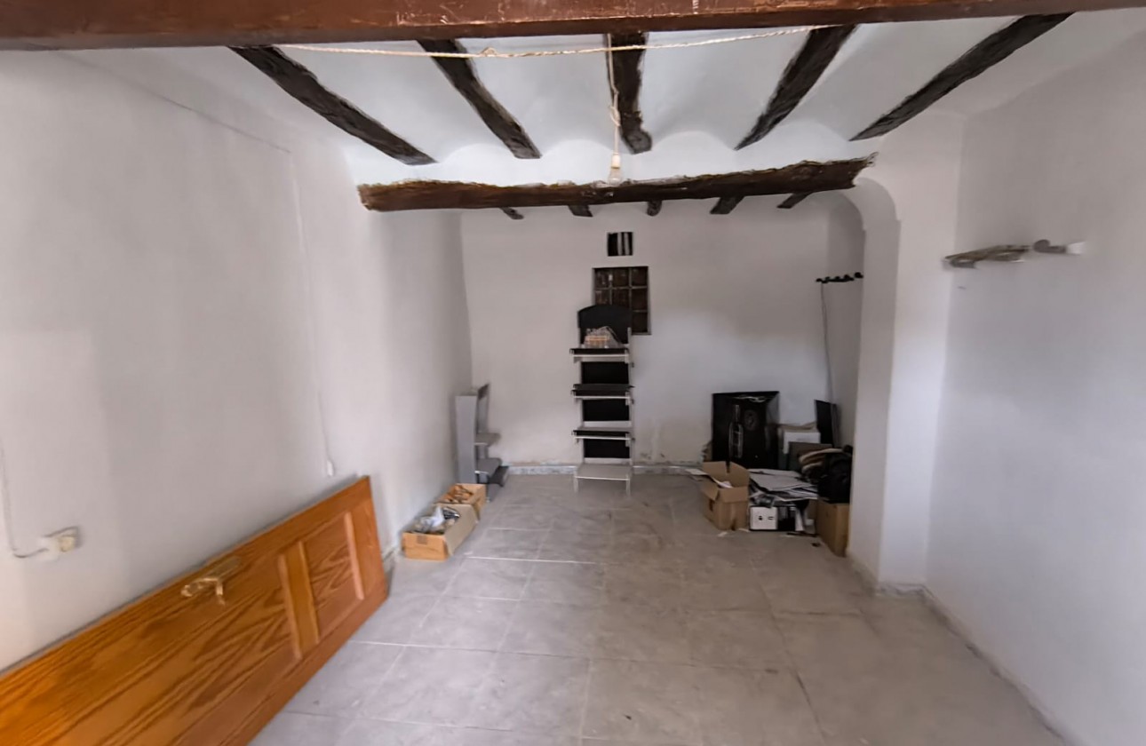 Revente - Property - Yecla - Inland