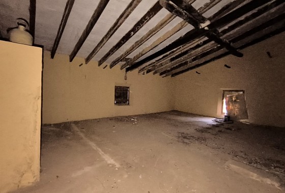 Revente - Property - Yecla - Inland