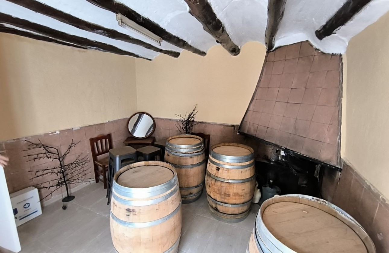 Revente - Property - Yecla - Inland