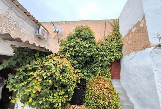 Revente - Property - Yecla - Inland