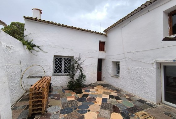 Revente - Property - Yecla - Inland