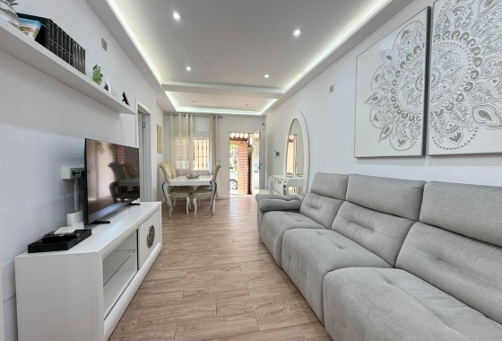 Reventa - Chalet - Torrevieja - Nueva Torrevieja