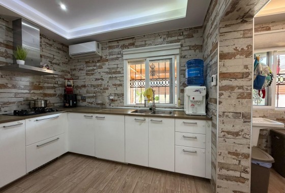 Reventa - Chalet - Torrevieja - Nueva Torrevieja