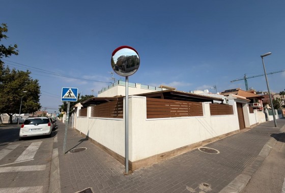 Reventa - Chalet - Torrevieja - Nueva Torrevieja