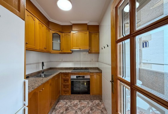 Resale - Apartment / flat - Torrevieja - Centro