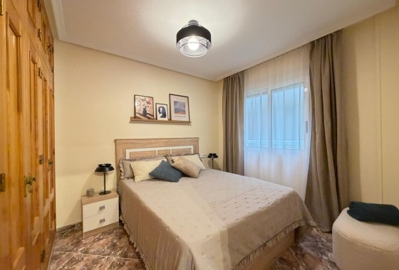 Resale - Apartment / flat - Torrevieja - Centro