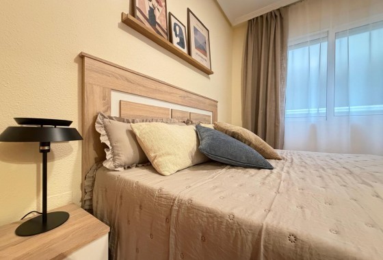 Resale - Apartment / flat - Torrevieja - Centro