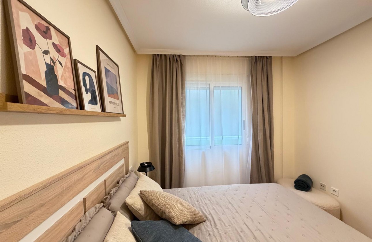Resale - Apartment / flat - Torrevieja - Centro