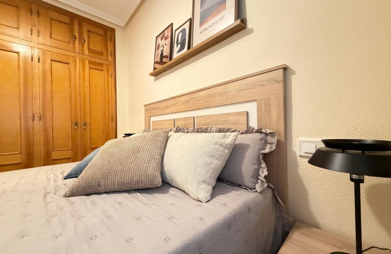 Resale - Apartment / flat - Torrevieja - Centro