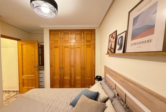 Resale - Apartment / flat - Torrevieja - Centro