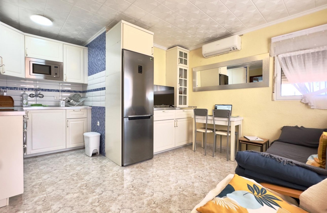 Resale - Bungalow - Torrevieja - Torretas