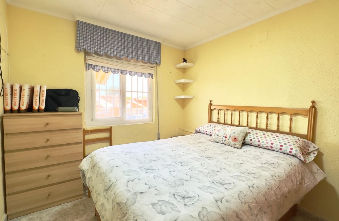 Resale - Bungalow - Torrevieja - Torretas