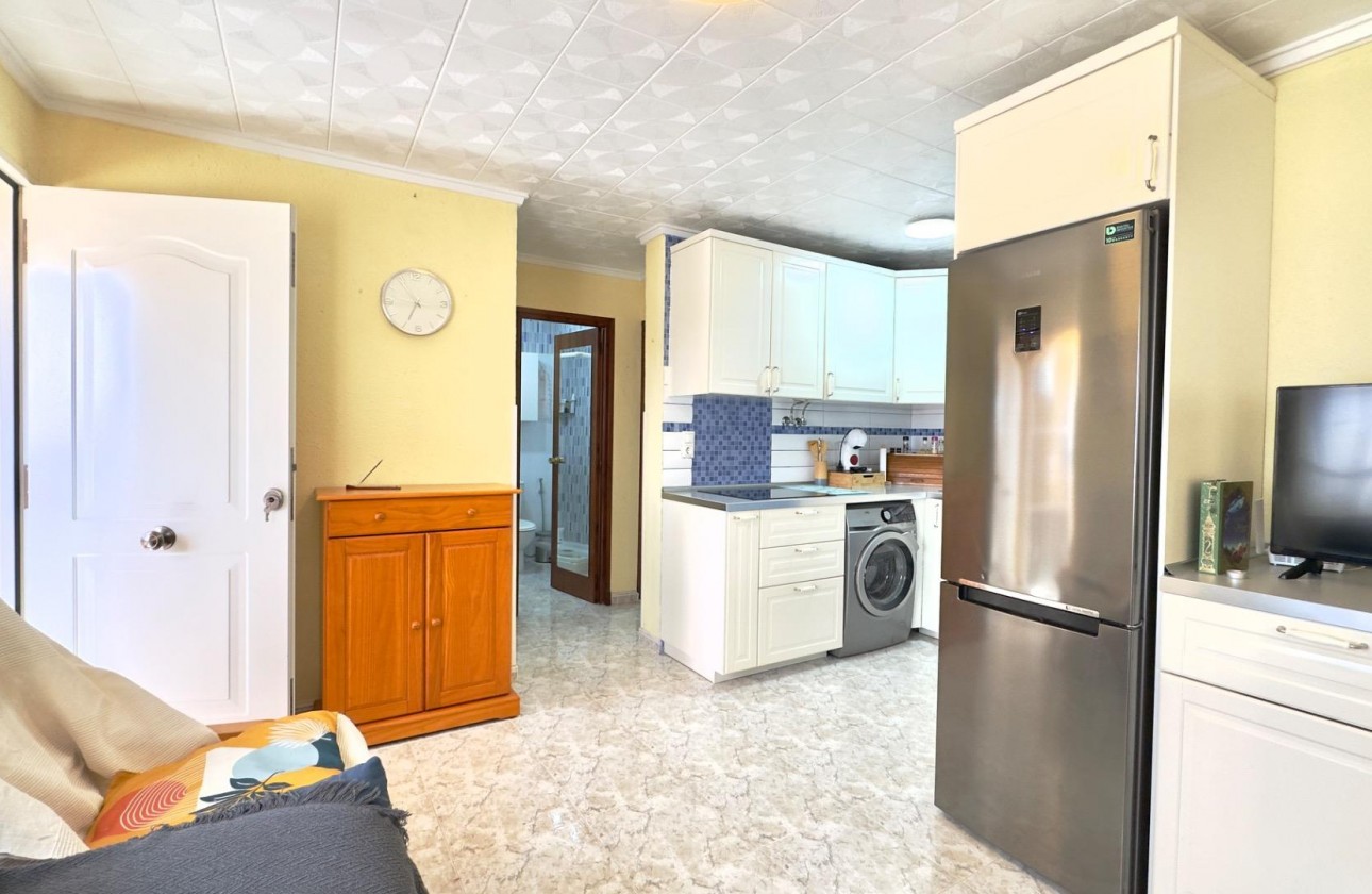 Resale - Bungalow - Torrevieja - Torretas