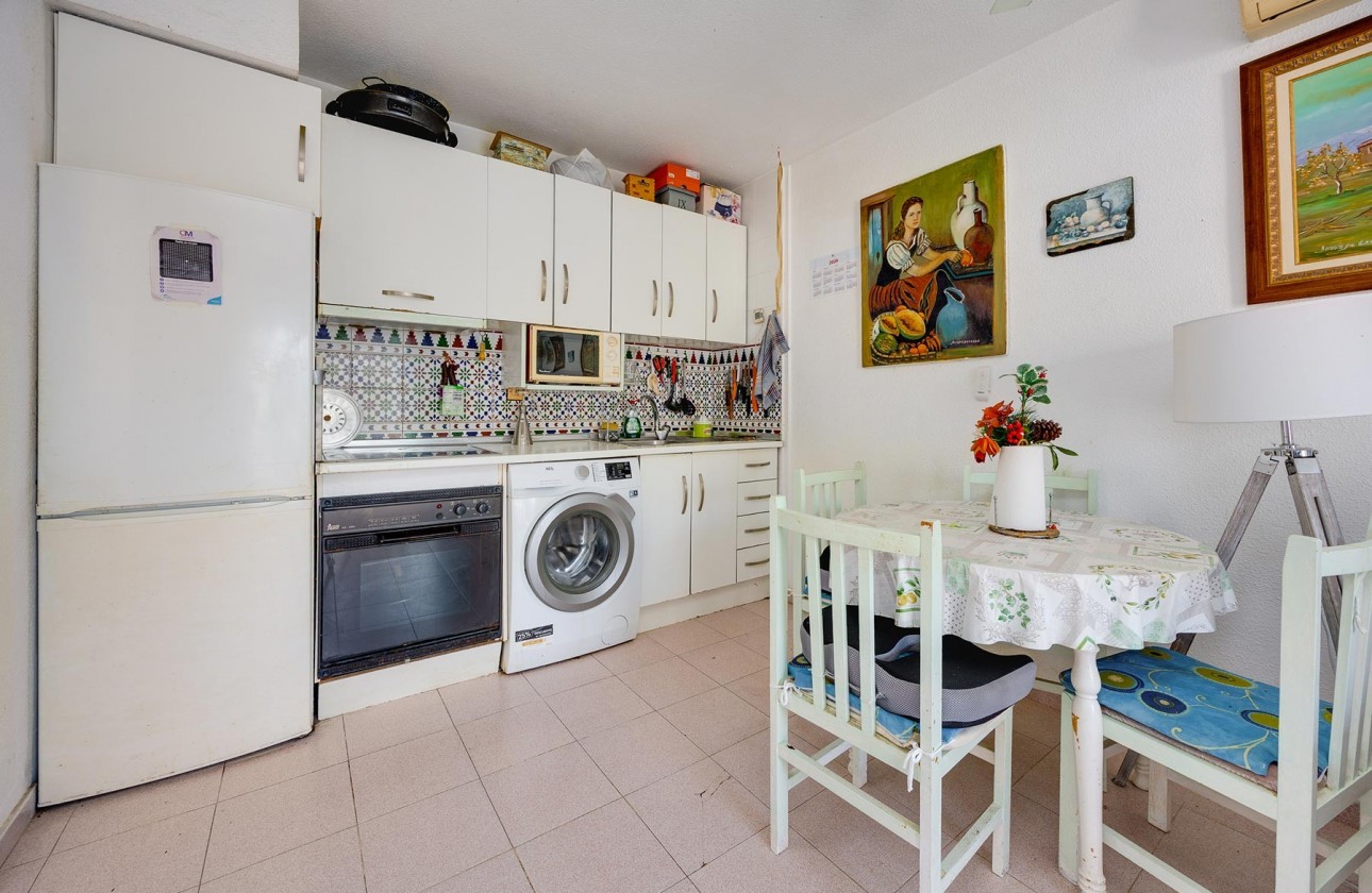Resale - Apartment / flat - Torrevieja - Costa Blanca