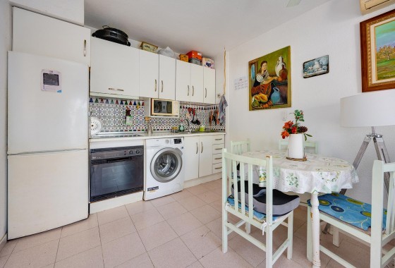 Resale - Apartment / flat - Torrevieja - Costa Blanca