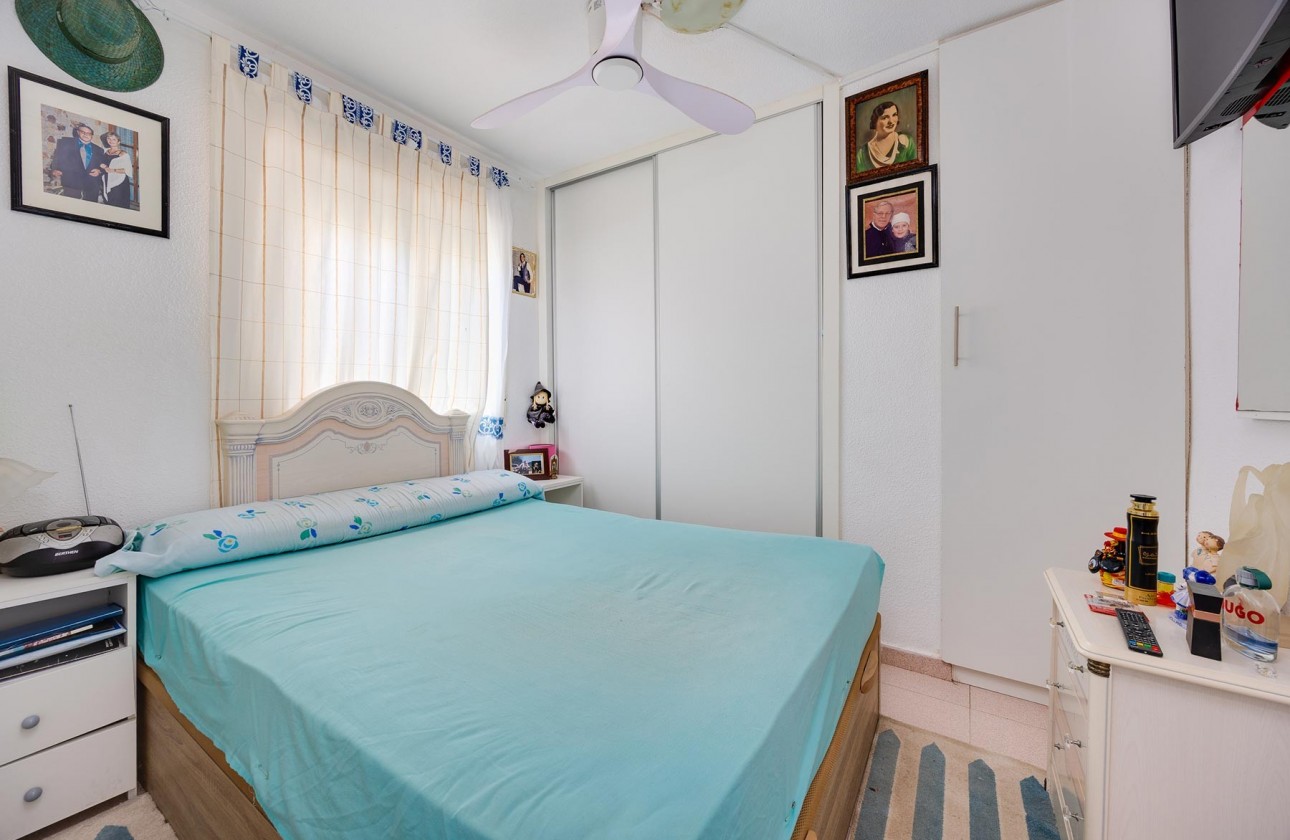 Resale - Apartment / flat - Torrevieja - Costa Blanca