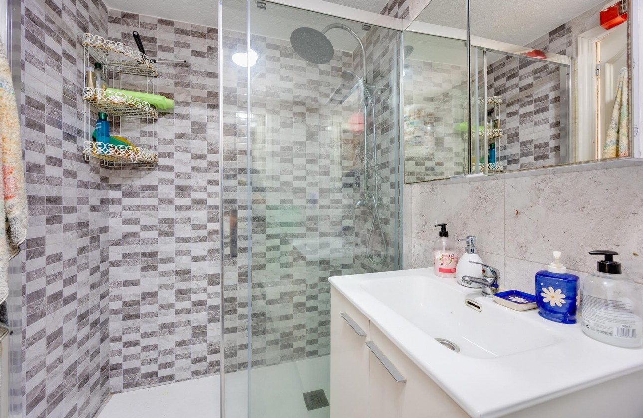 Resale - Apartment / flat - Torrevieja - Costa Blanca