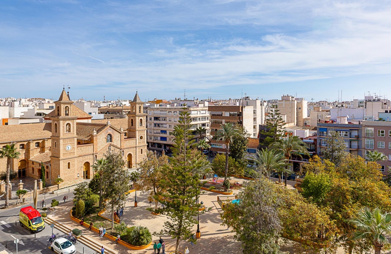 Resale - Apartment / flat - Torrevieja - Costa Blanca
