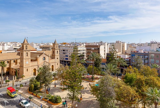 Resale - Apartment / flat - Torrevieja - Costa Blanca