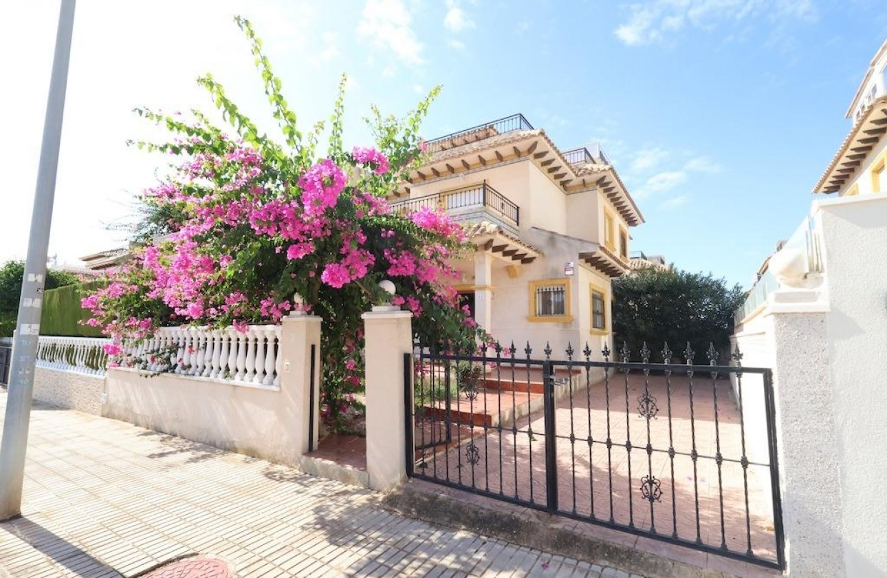 Revente - Villa - Orihuela Costa - Costa Blanca