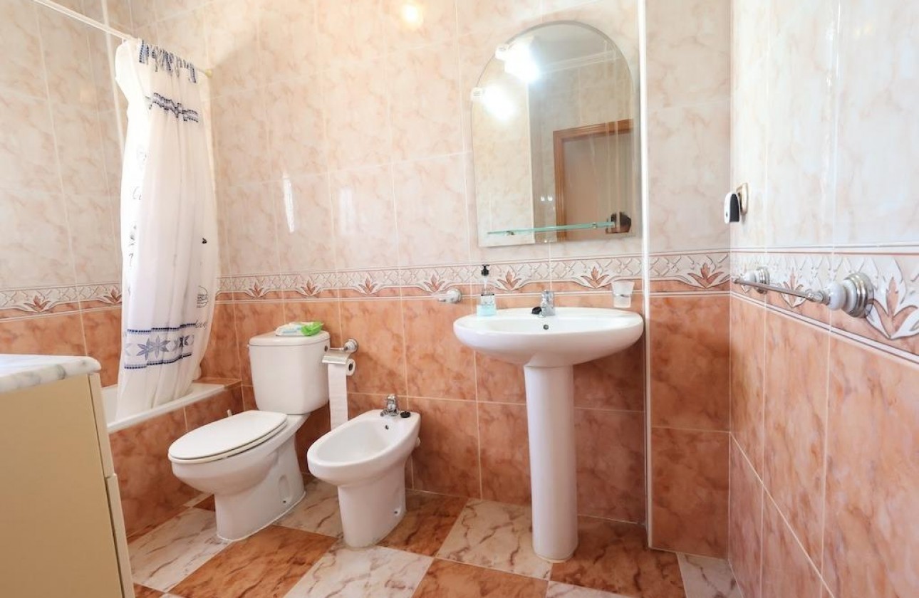 Revente - Villa - Orihuela Costa - Costa Blanca