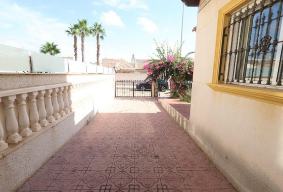 Revente - Villa - Orihuela Costa - Costa Blanca