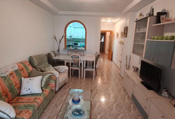 Resale - Apartment / flat - Torrevieja - Playa del Cura