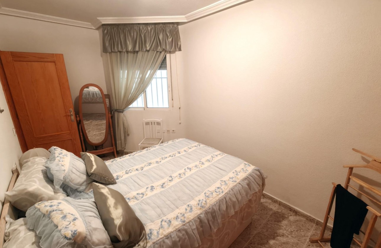 Resale - Apartment / flat - Torrevieja - Playa del Cura