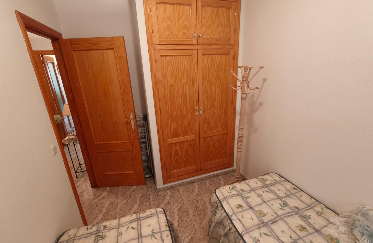 Resale - Apartment / flat - Torrevieja - Playa del Cura