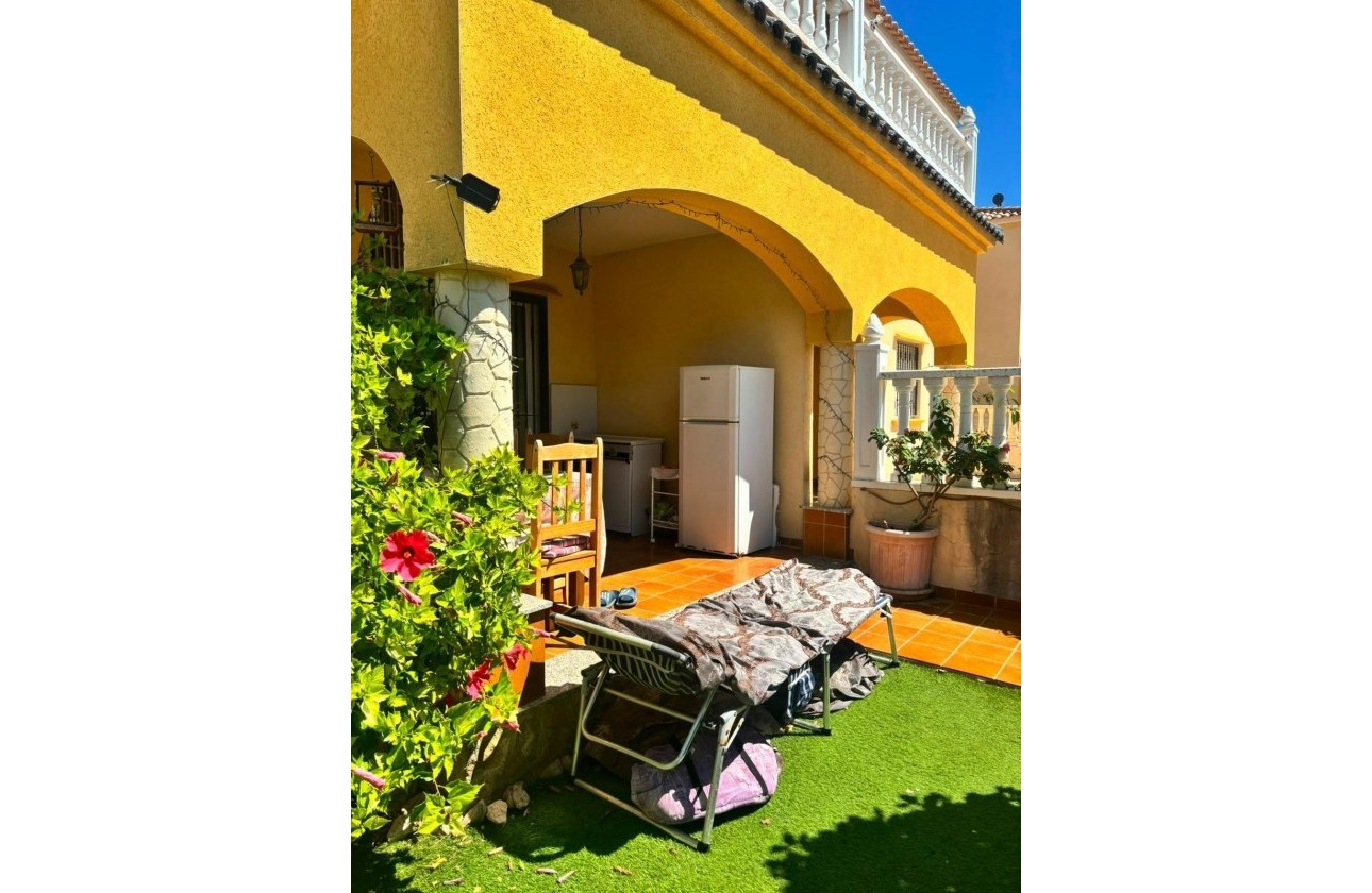 Revente - Villa - Orihuela Costa - Lomas de Cabo Roig