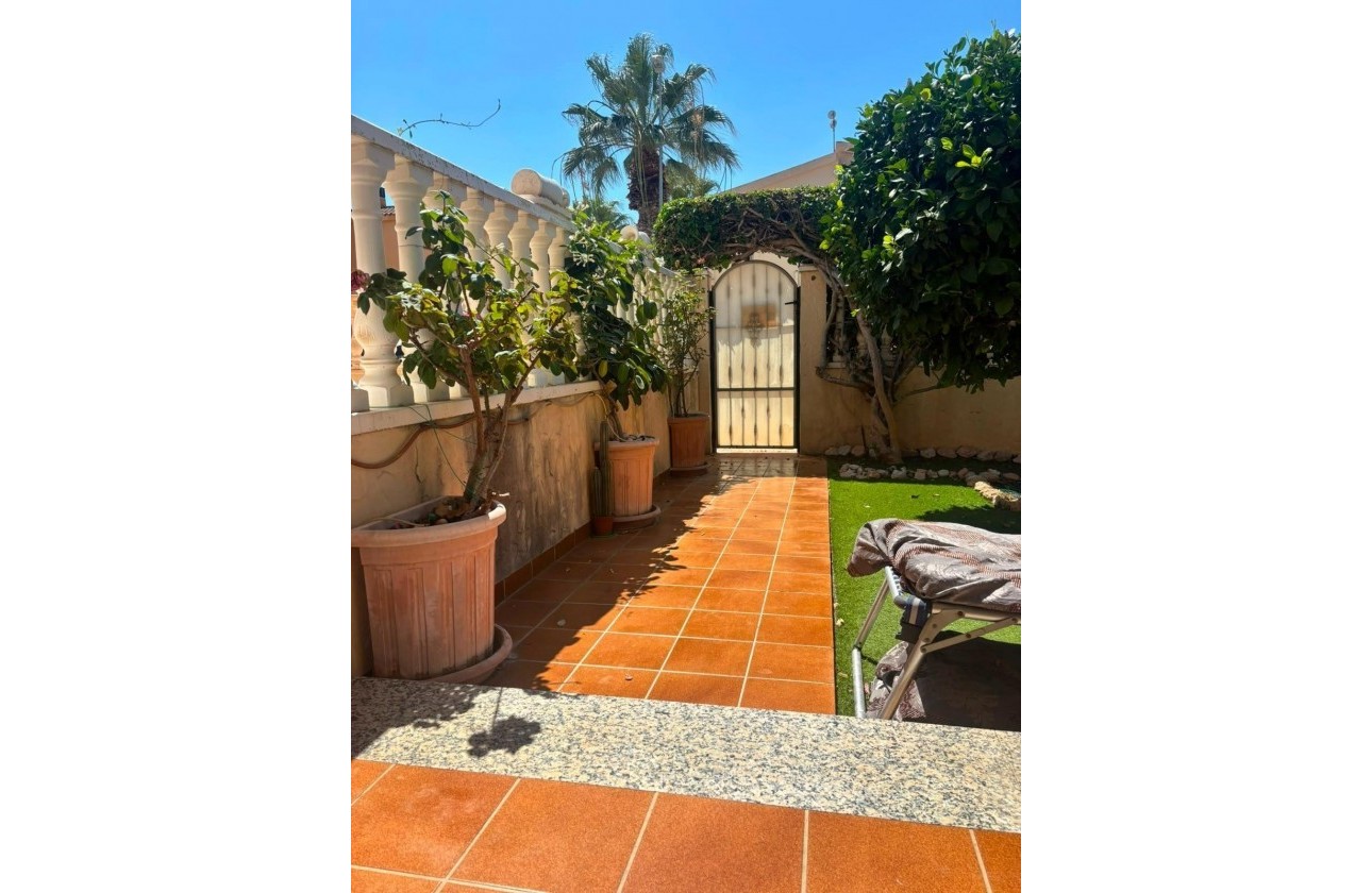 Revente - Villa - Orihuela Costa - Lomas de Cabo Roig