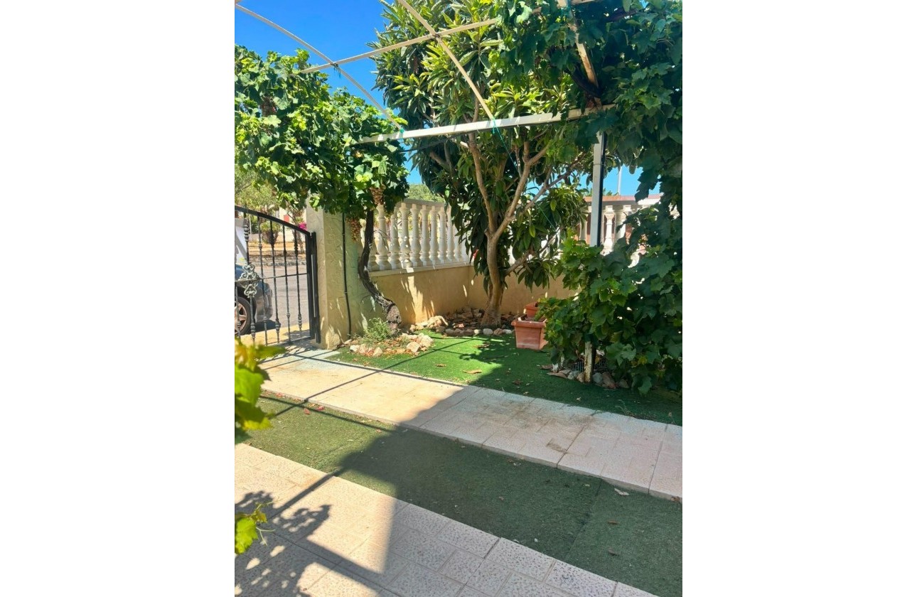 Revente - Villa - Orihuela Costa - Lomas de Cabo Roig
