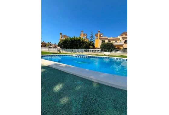 Revente - Villa - Orihuela Costa - Lomas de Cabo Roig