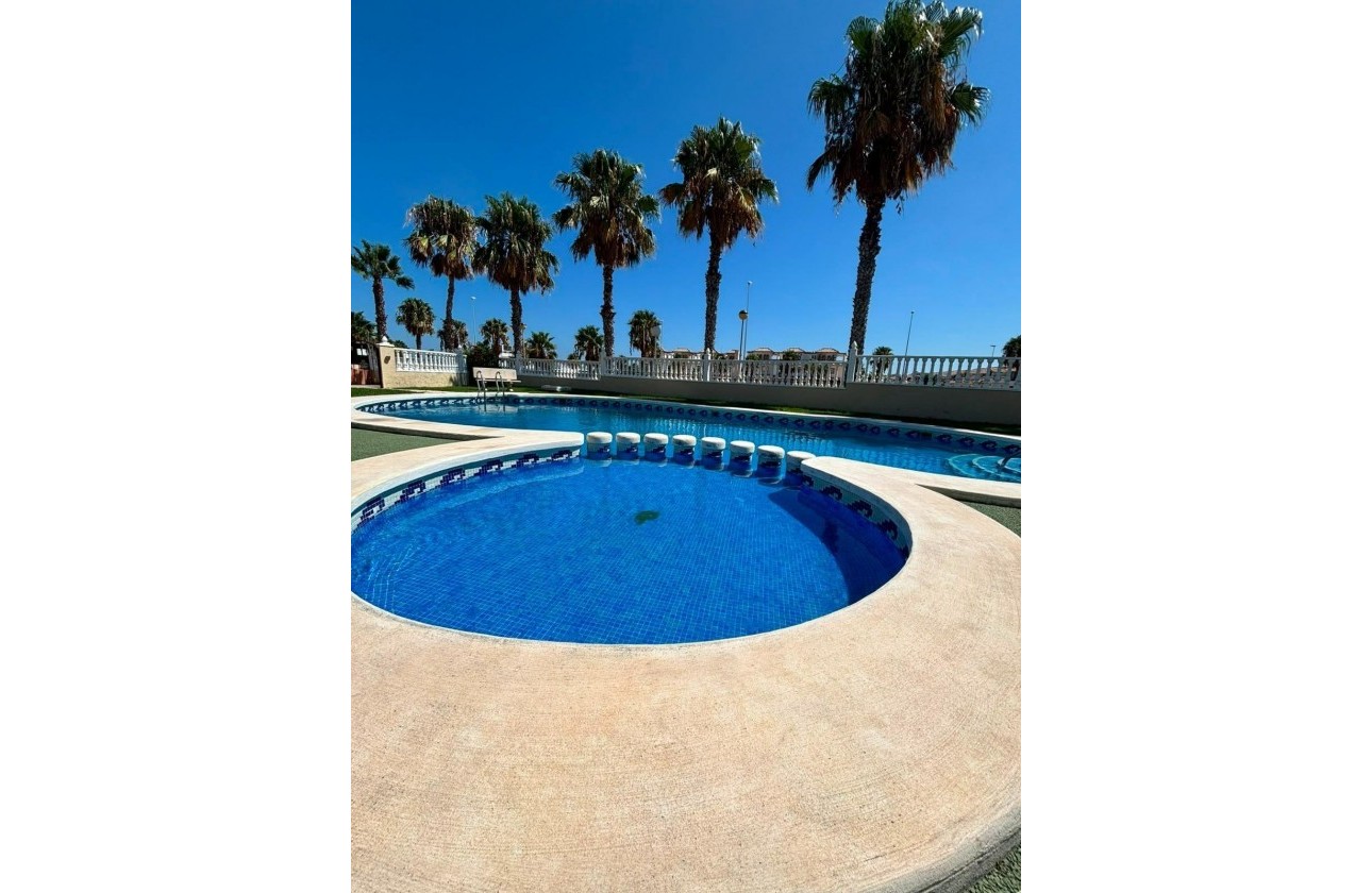 Revente - Villa - Orihuela Costa - Lomas de Cabo Roig
