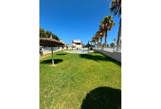Revente - Villa - Orihuela Costa - Lomas de Cabo Roig