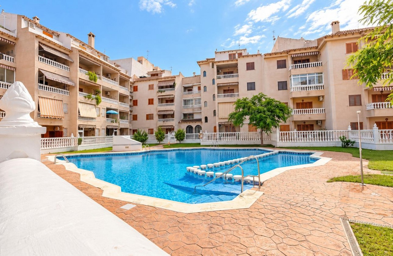 Resale - Apartment / flat - Torrevieja - Playa de los Locos