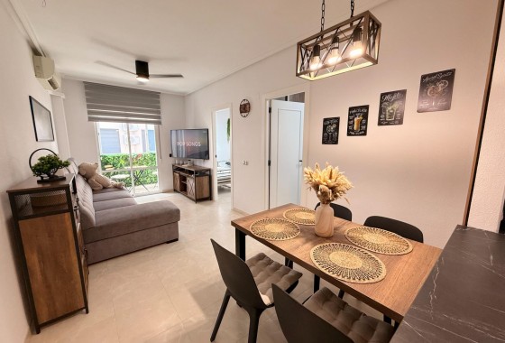 Resale - Apartment / flat - Torrevieja - Estacion de autobuses