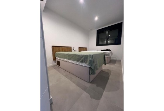 Reventa - Apartamento / piso - Dehesa de campoamor - Costa Blanca
